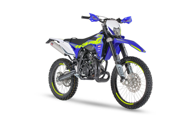 02-ENDURO-RS-1200x801-1