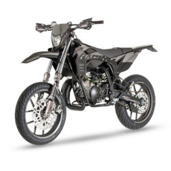 04BLACKMOON_R-1200x801-1