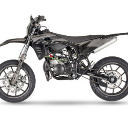 05BLACKMOON_R-1200x801-1