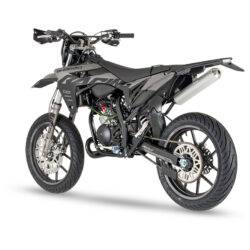 06BLACKMOON_R-1200x801-1