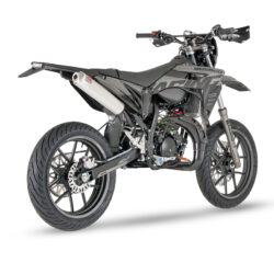 08BLACKMOON_R-1200x801-1