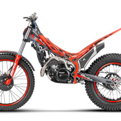 EVO-2T-125-MY25_left.jpg