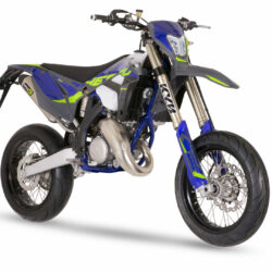 SHERCO-SM125-3679x2456-02-1920x1080.jpg