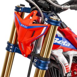 evo-factoy24-piastre-sterzo.jpg