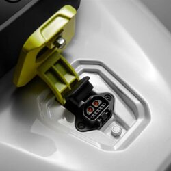 EV110_plug