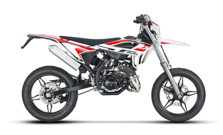 RR-50-2023-bianco_motard