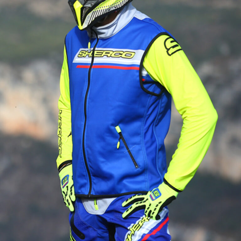 V352-22-BODYWARMER-ENDURO-INSITU-1